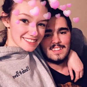 Meet your Posher, Leeann